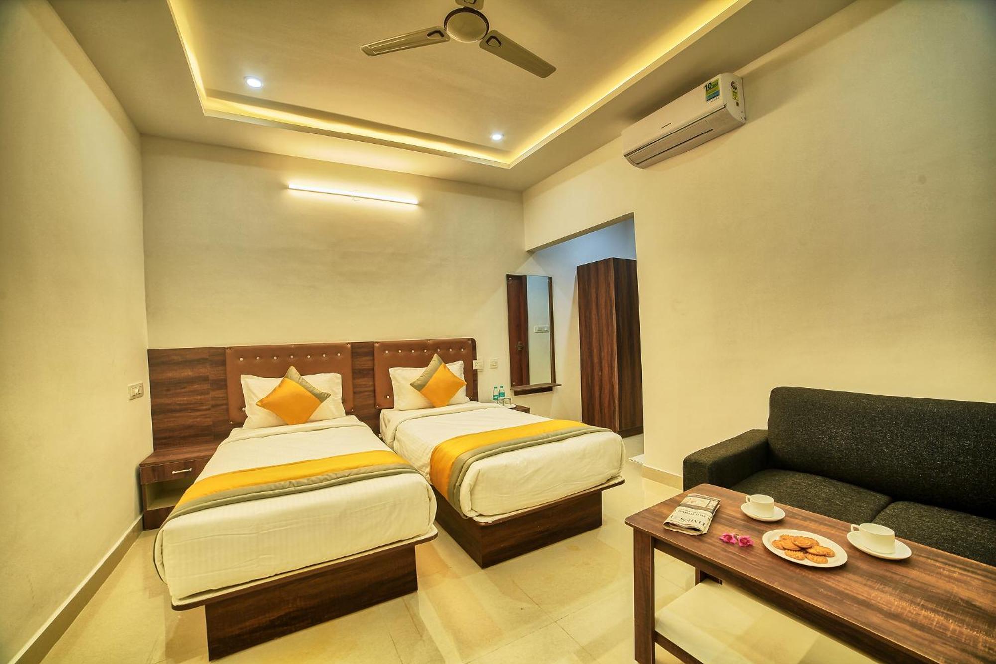 Visa Inn Hotel 4Kms From Airport L Free Airport Pickup & Drop 24X7 Devanahalli Exterior foto